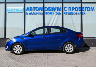 Подержанный автомобиль Kia Rio Sedan 2013 года (2 фото)