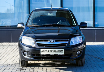Подержанный автомобиль LADA (ВАЗ) Granta Sedan 2013 года (8 фото)