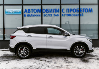 Подержанный автомобиль Geely Coolray 2021 года (6 фото)