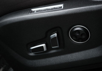 Подержанный автомобиль JAC JS6 2023 года (19 фото)