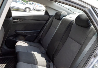 Подержанный автомобиль Hyundai Solaris Sedan 2017 года (16 фото)