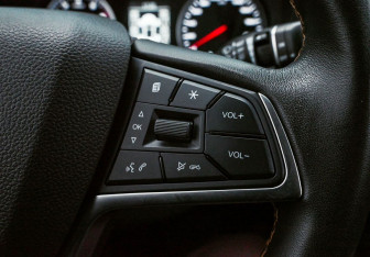 Подержанный автомобиль Москвич 3 2023 года (15 фото)