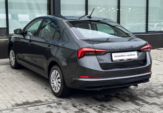 Подержанный автомобиль Skoda Rapid Liftback 2021 года (3 фото)
