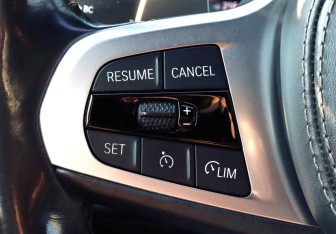 Подержанный автомобиль BMW X5 2020 года (14 фото)