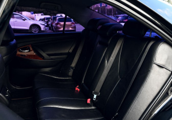 Подержанный автомобиль Toyota Camry Sedan 2011 года (16 фото)