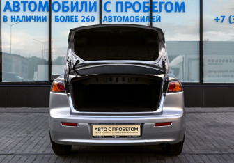 Подержанный автомобиль Mitsubishi Lancer Sedan 2013 года (21 фото)