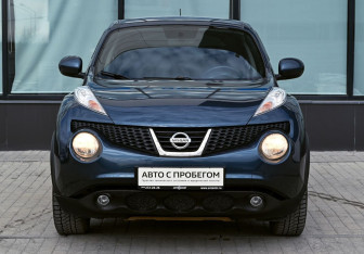 Подержанный автомобиль Nissan Juke 2013 года (8 фото)