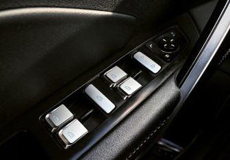 Подержанный автомобиль Belgee X70 2024 года (16 фото)