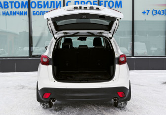 Подержанный автомобиль Mazda CX-5 2017 года (20 фото)