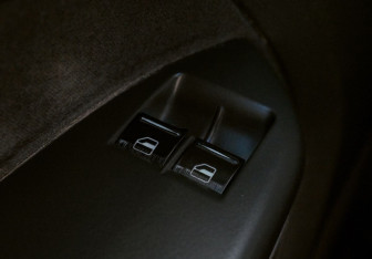 Подержанный автомобиль Volkswagen Touran 2007 года (11 фото)