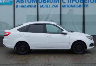 Подержанный автомобиль LADA (ВАЗ) Granta Liftback 2023 года (6 фото)