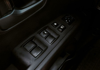 Подержанный автомобиль Mitsubishi Outlander 2011 года (11 фото)
