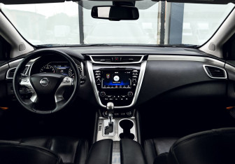 Подержанный автомобиль Nissan Murano Suv 2018 года (18 фото)