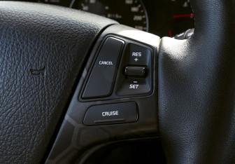 Подержанный автомобиль Kia Sorento 2013 года (13 фото)