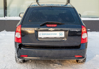 Подержанный автомобиль Chevrolet Lacetti Wagon 2011 года (4 фото)