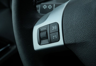 Подержанный автомобиль Opel Astra Sedan 2012 года (13 фото)