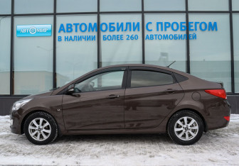 Подержанный автомобиль Hyundai Solaris Sedan 2016 года (2 фото)