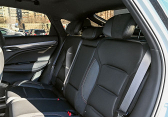 Подержанный автомобиль Geely Tugella 2023 года (18 фото)