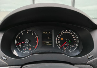 Подержанный автомобиль Volkswagen Jetta Sedan 2013 года (18 фото)