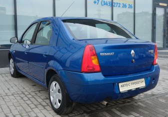Подержанный автомобиль Renault Logan Sedan 2008 года (3 фото)