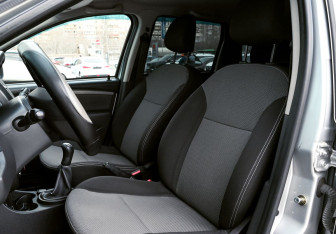 Подержанный автомобиль Renault Duster 2018 года (14 фото)