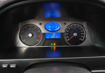 Подержанный автомобиль Geely Emgrand EC7 Sedan 2013 года (15 фото)