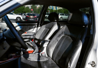 Подержанный автомобиль Hyundai Sonata 2004 года (15 фото)