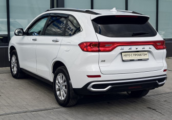 Подержанный автомобиль Haval M6 2023 года (3 фото)