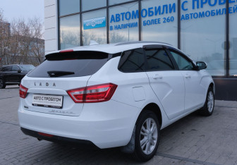 Подержанный автомобиль LADA (ВАЗ) Vesta Wagon 2019 года (5 фото)