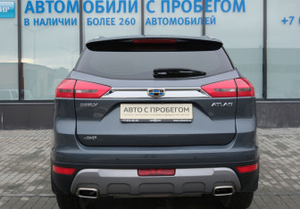 Подержанный автомобиль Geely Atlas 2021 года (4 фото)