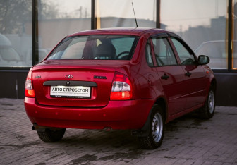 Подержанный автомобиль LADA (ВАЗ) Kalina Sedan 2007 года (5 фото)