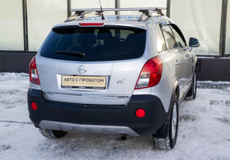 Подержанный автомобиль Opel Antara 2013 года (5 фото)