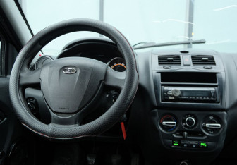 Подержанный автомобиль LADA (ВАЗ) Granta Sedan 2019 года (10 фото)