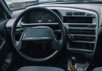 Подержанный автомобиль LADA (ВАЗ) 2115 2007 года (10 фото)