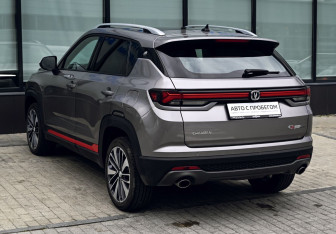 Подержанный автомобиль Changan CS35PLUS 2024 года (3 фото)