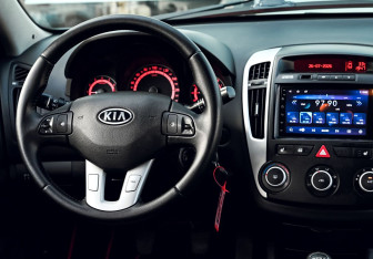 Подержанный автомобиль Kia Ceed Hatchback 2010 года (19 фото)