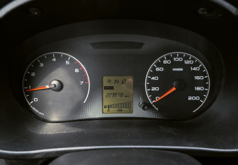 Подержанный автомобиль LADA (ВАЗ) Granta Sedan 2018 года (9 фото)