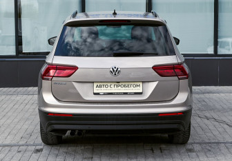 Подержанный автомобиль Volkswagen Tiguan 2019 года (4 фото)