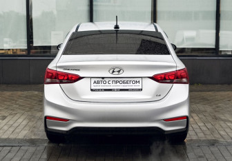 Подержанный автомобиль Hyundai Solaris Sedan 2018 года (4 фото)