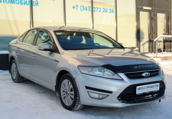 Подержанный автомобиль Ford Mondeo Sedan 2011 года (7 фото)