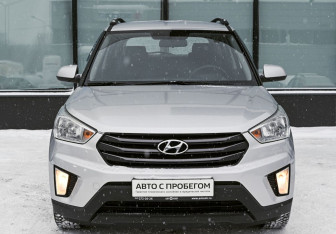 Подержанный автомобиль Hyundai Creta 2017 года (8 фото)