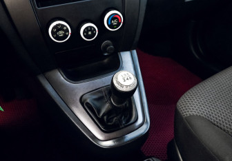 Подержанный автомобиль Hyundai Tucson 2008 года (10 фото)