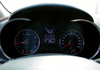 Подержанный автомобиль Kia Cerato Sedan 2013 года (11 фото)
