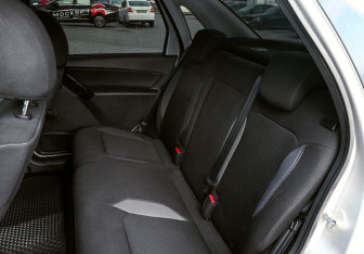 Подержанный автомобиль LADA (ВАЗ) Granta Sedan 2024 года (15 фото)