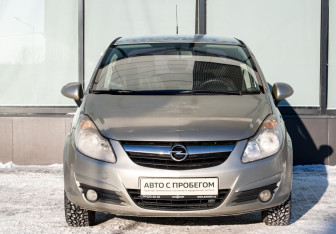 Подержанный автомобиль Opel Corsa 2008 года (8 фото)