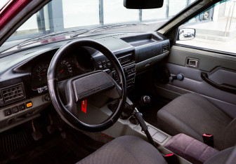 Подержанный автомобиль ИЖ 2126 «Ода» 2004 года (17 фото)