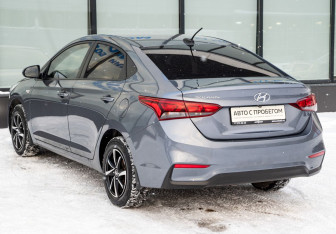 Подержанный автомобиль Hyundai Solaris Sedan 2018 года (3 фото)