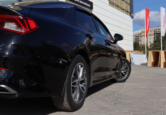Подержанный автомобиль Kia K5 2022 года (33 фото)