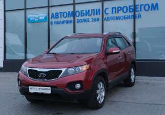 Подержанный автомобиль Kia Sorento 2012 года (1 фото)