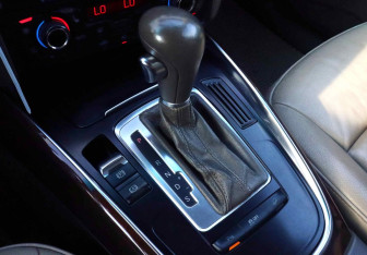 Подержанный автомобиль Audi Q5 2011 года (11 фото)